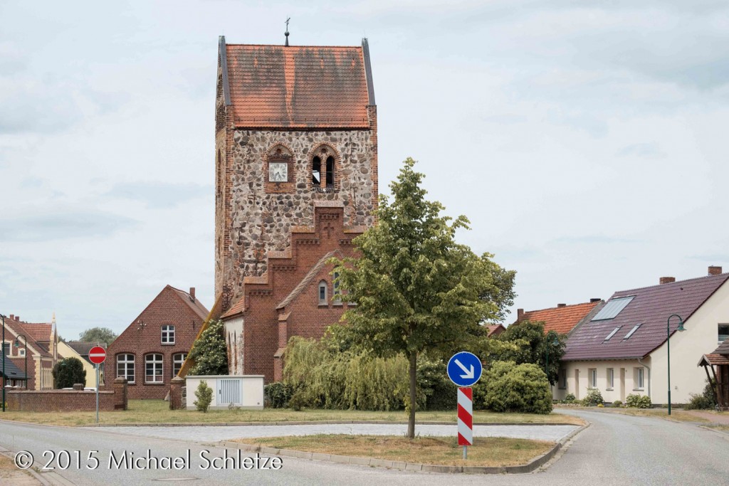 Auf dem Anger: Die spätmittelalterliche Dorfkirche von Netzow